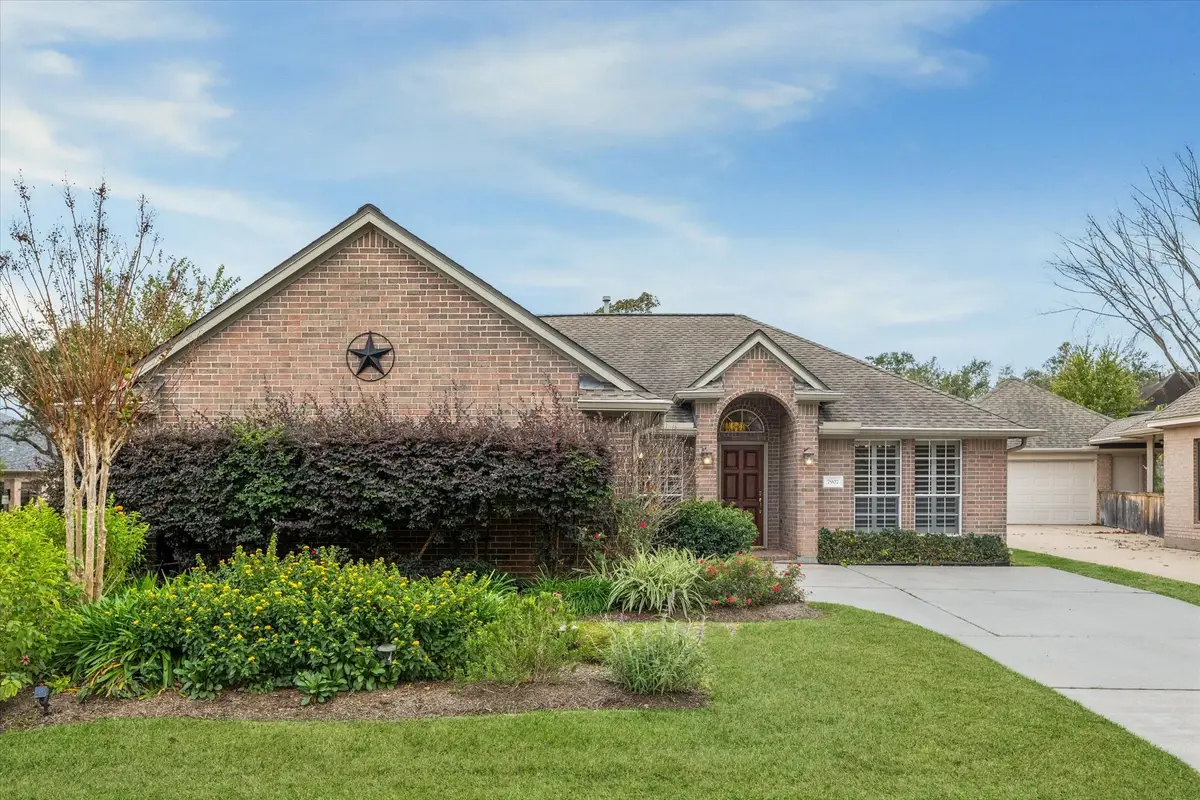 7907 N Wellington Court, Houston, TX 77055 - Image #1