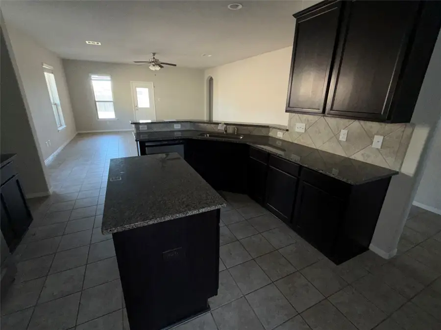 3010 Royal Albatross Drive, Texas City, TX 77590 - Image #2