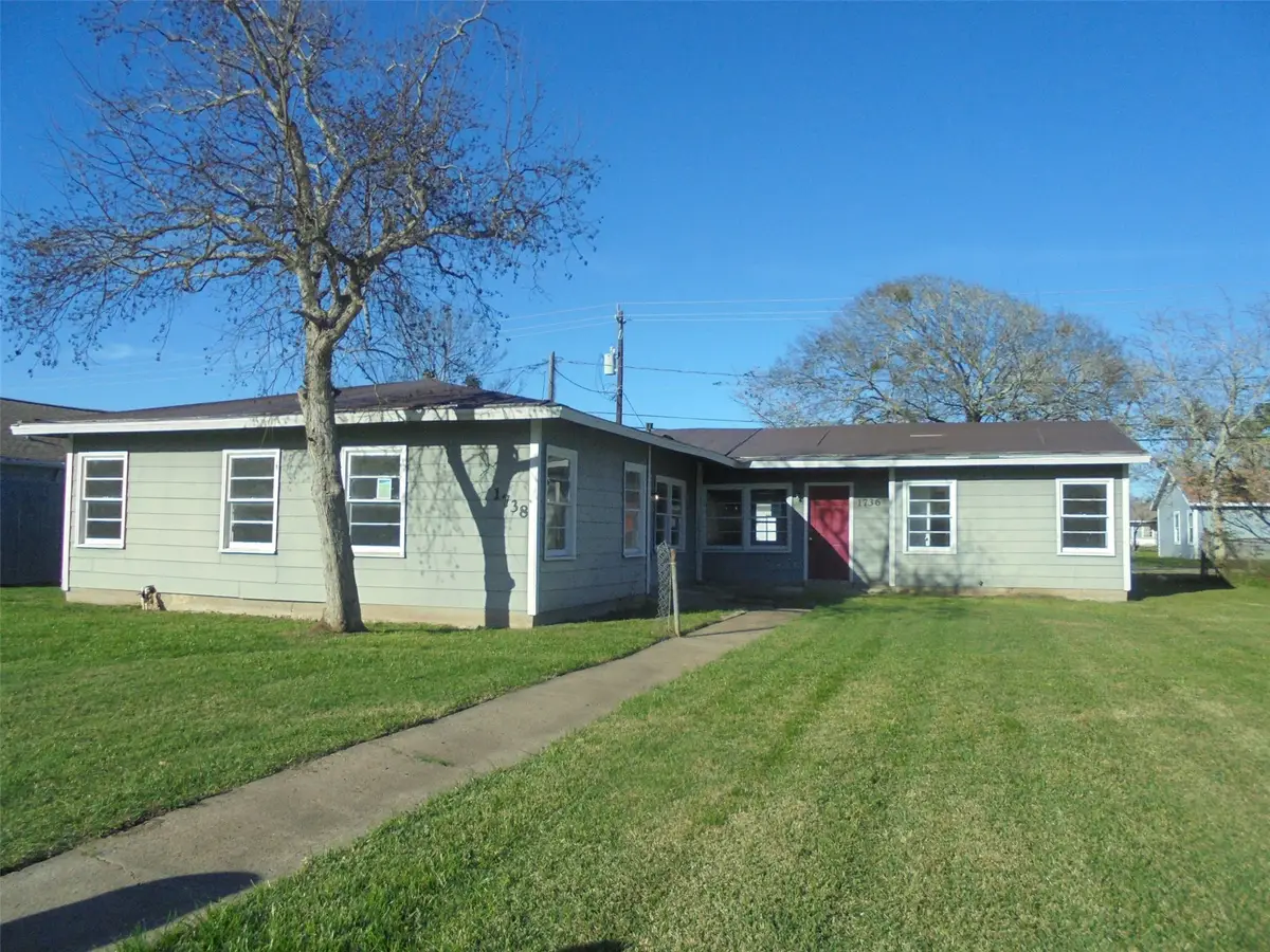 1736 Lynn Lane, Freeport, TX 77541 - Image #1