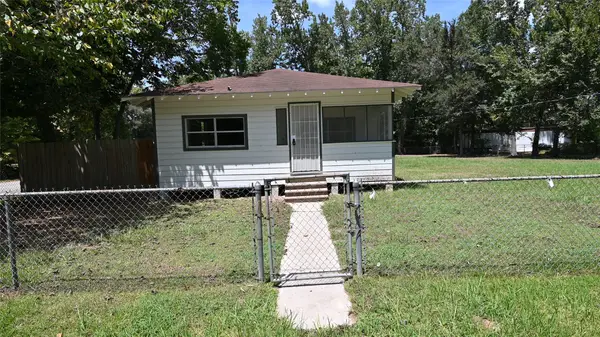 701 Clay Street, Cleveland, TX 77327