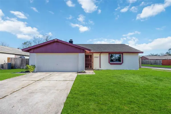 2302 Green Knoll Drive, Houston, TX 77067