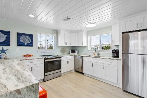 16531 Nassau Way, Jamaica Beach, TX 77554