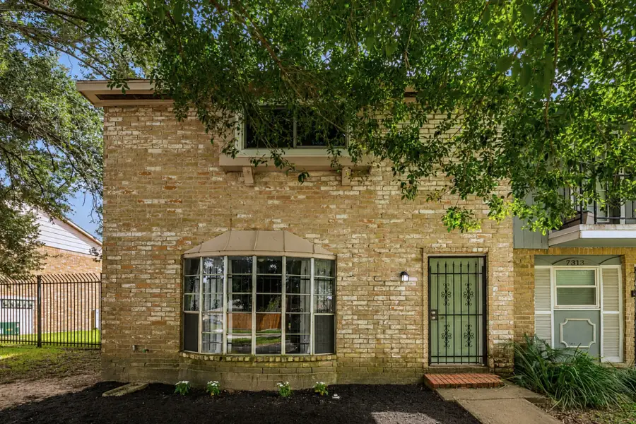 7311 Chasewood Drive, Stafford Missouri City, TX 77489 - #2