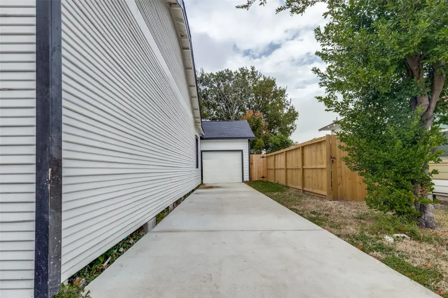 211 E 31st 1/2 Street, Houston, TX 77018 - Image #3