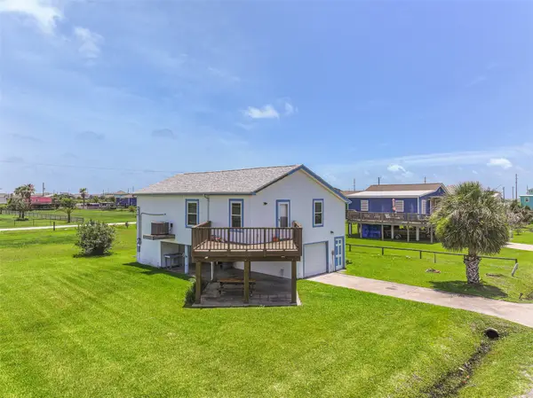 4019 3rd Street, Galveston, TX 77554