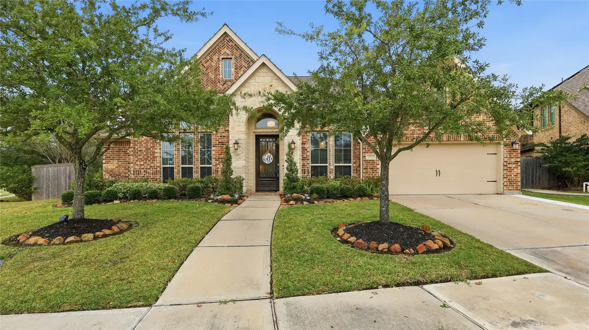 2501 Cedar Path Court, Friendswood, TX 77546 - Image #1