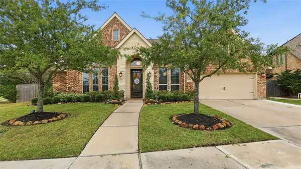 2501 Cedar Path Court, Friendswood, TX 77546