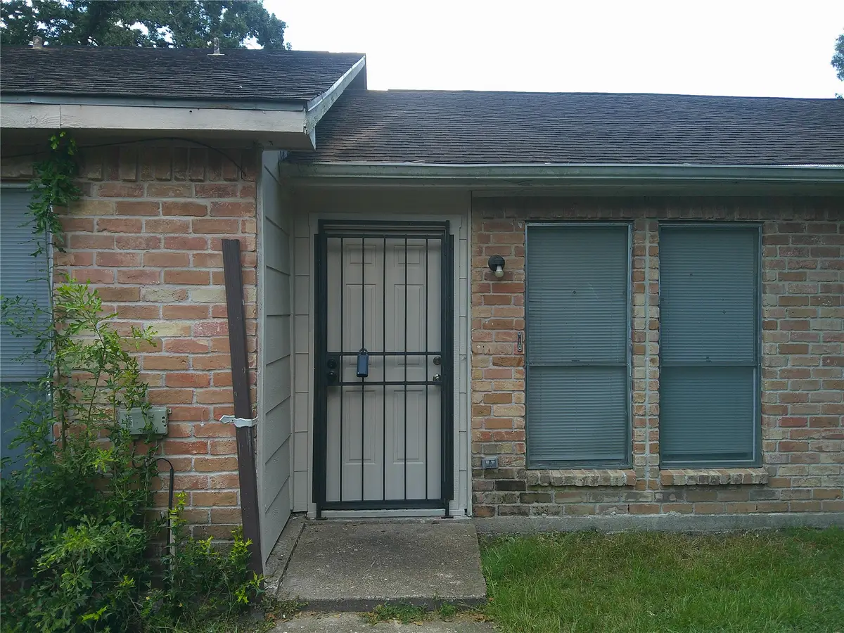 5771 Easthampton Drive #B, Houston, TX 77039 - #1