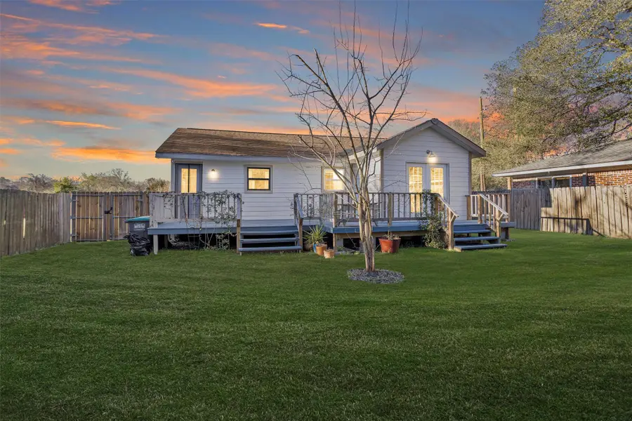 221 Carrell Street, Tomball, TX 77375 - #2