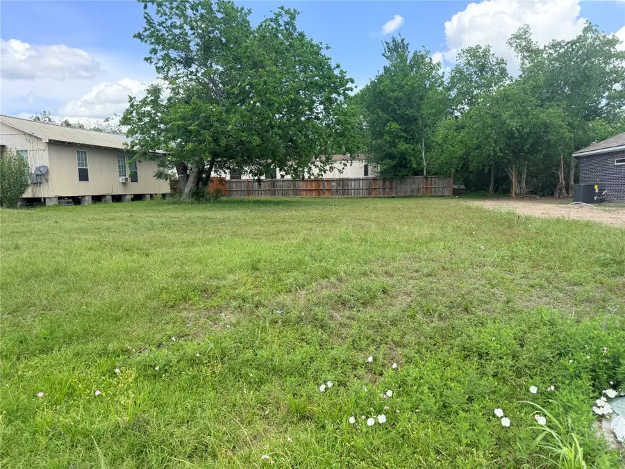 606 7th Street, Navasota, TX 77868 - #3