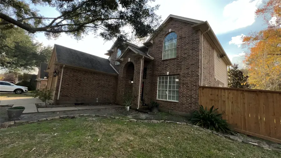 19219 Kristen Pine Drive, Humble, TX 77346 - Image #2
