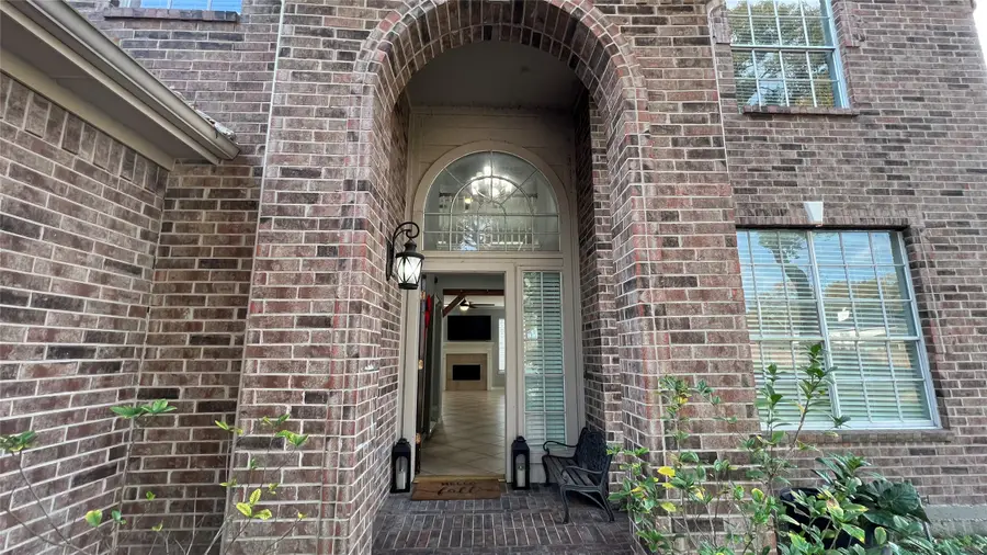 19219 Kristen Pine Drive, Humble, TX 77346 - Image #3