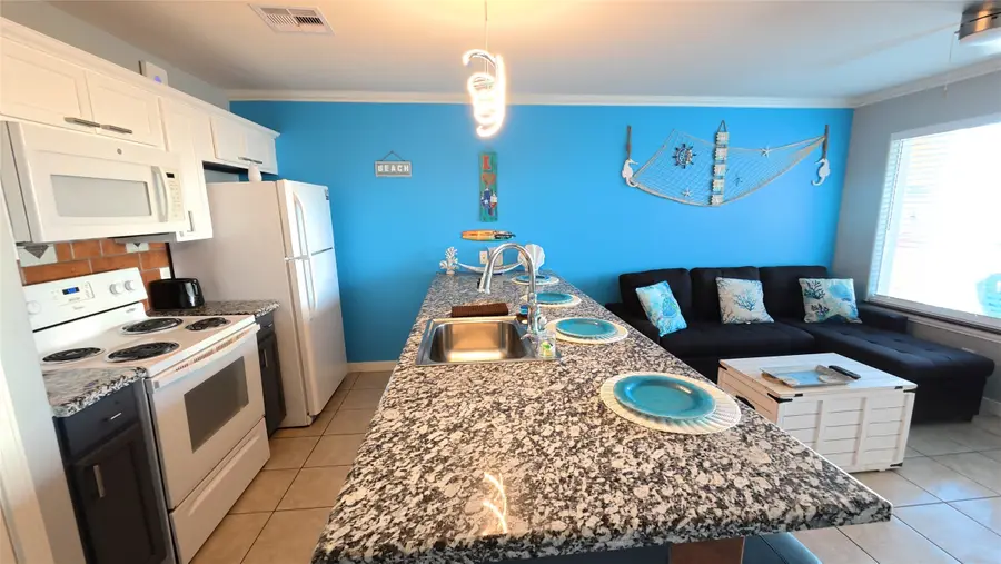 9520 Seawall Boulevard #234, Galveston, TX 77554 - #3