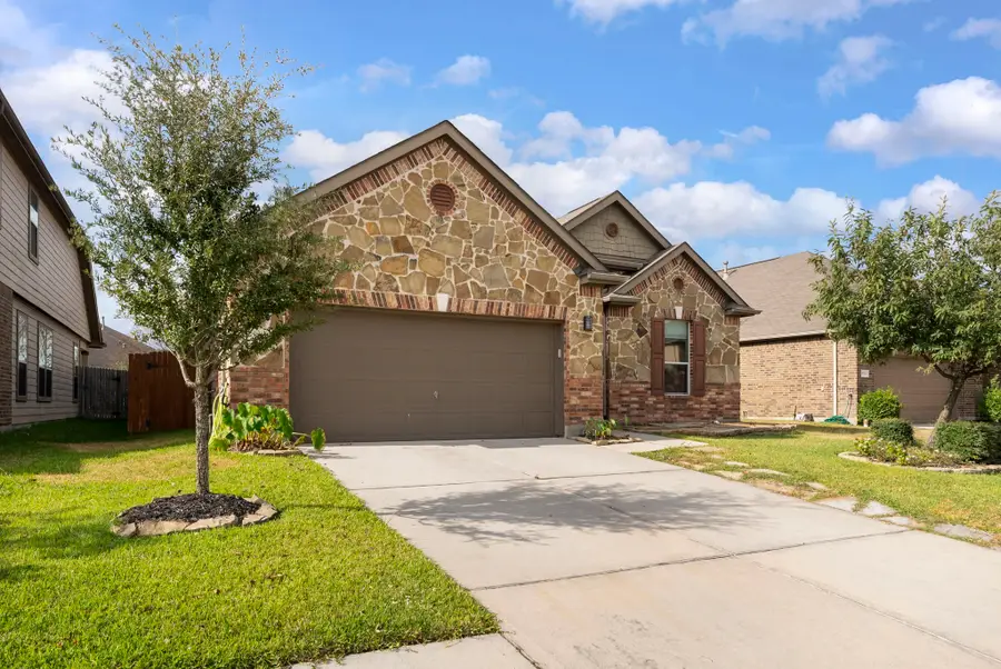 29501 Salem Fields Drive, Spring, TX 77386 - Image #2