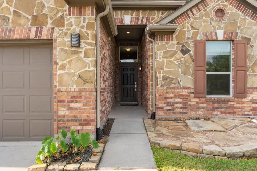 29501 Salem Fields Drive, Spring, TX 77386 - Image #3