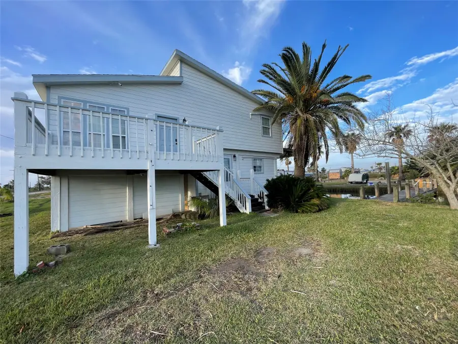 1168 N Tinkle Lane, Crystal Beach, TX 77650 - Image #2