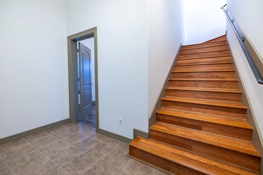 10626 Clearview Villa Place, Houston, TX 77025 - Image #2