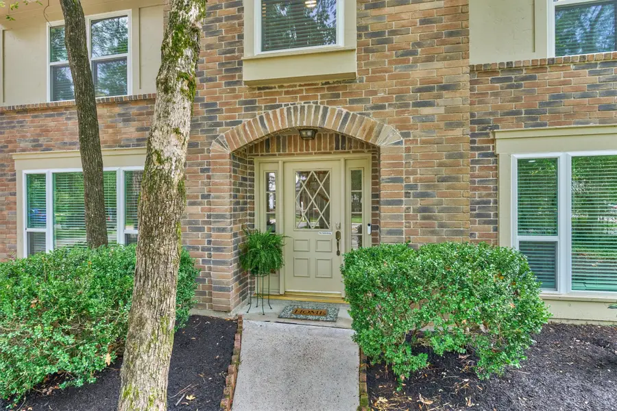 71 Breezy Point Place, The Woodlands, TX 77381 - #2