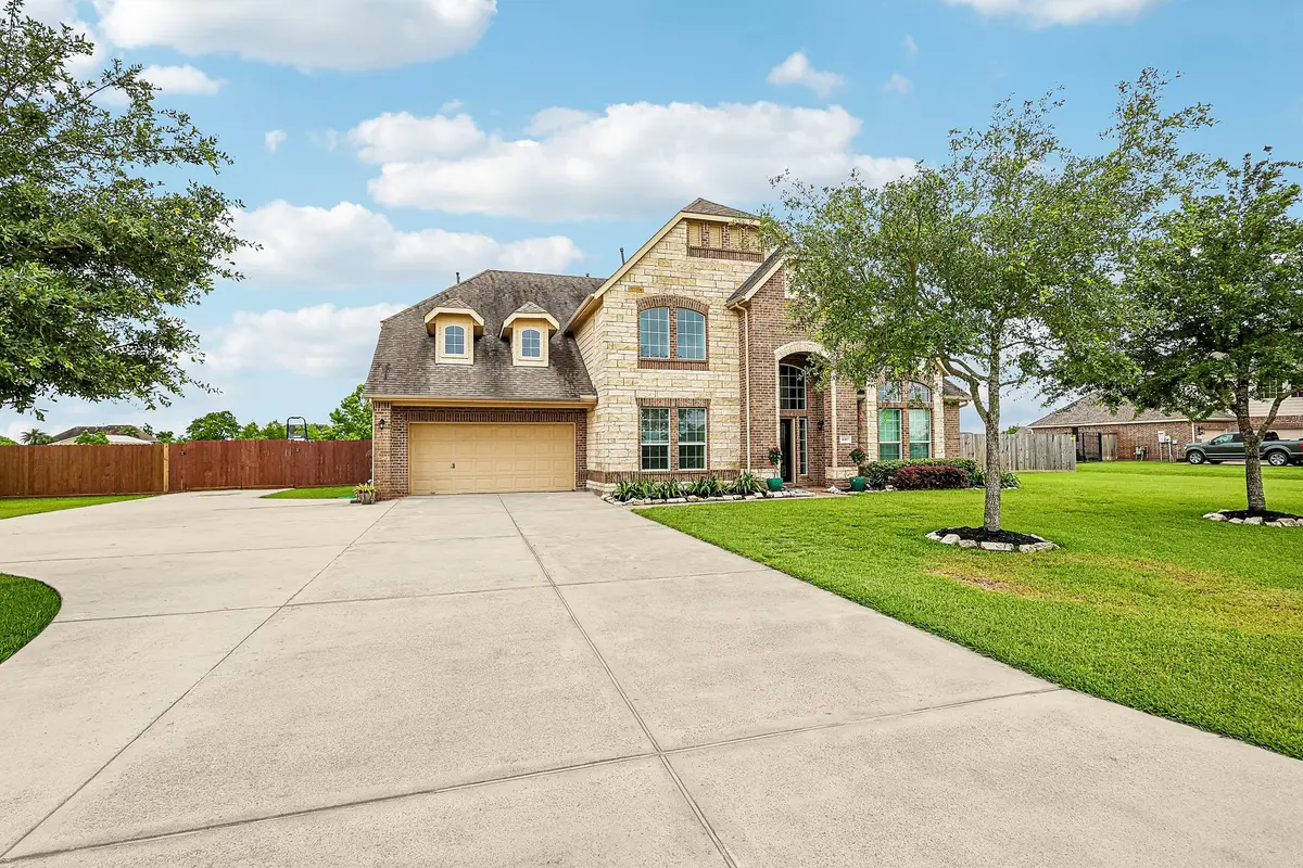 4410 Clearwater Road, Baytown, TX 77523 - #1