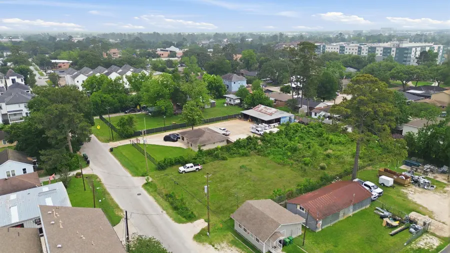 861 Wakefield Drive, Houston, TX 77018 - #2