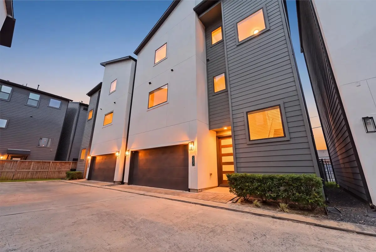 2404 Hadley #C, Houston, TX 77003 - #1