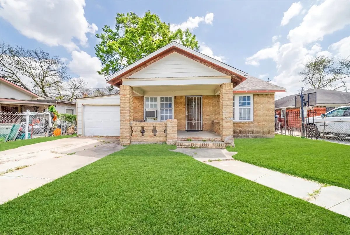 2305 Wilshire Street, Houston, TX 77023 - #1
