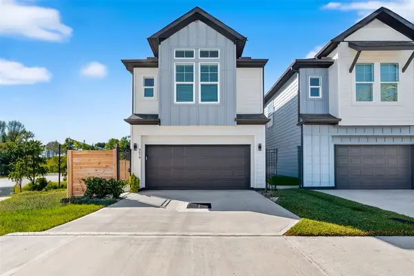 8668 Easthaven Boulevard, Houston, TX 77075