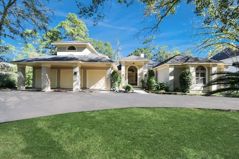 169 Grogans Point Road, The Woodlands, TX 77380 - Image #1