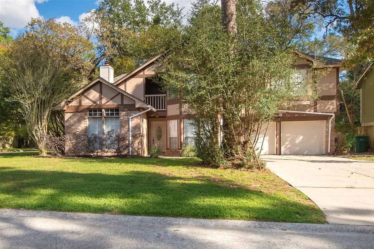 9 S Brook Pebble Court, The Woodlands, TX 77380 - Image #1