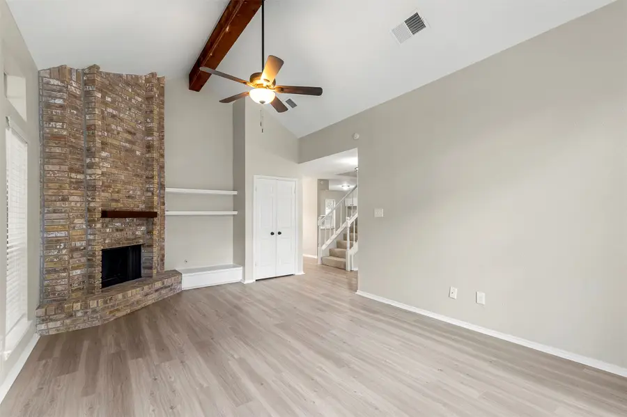 9 S Brook Pebble Court, The Woodlands, TX 77380 - Image #2