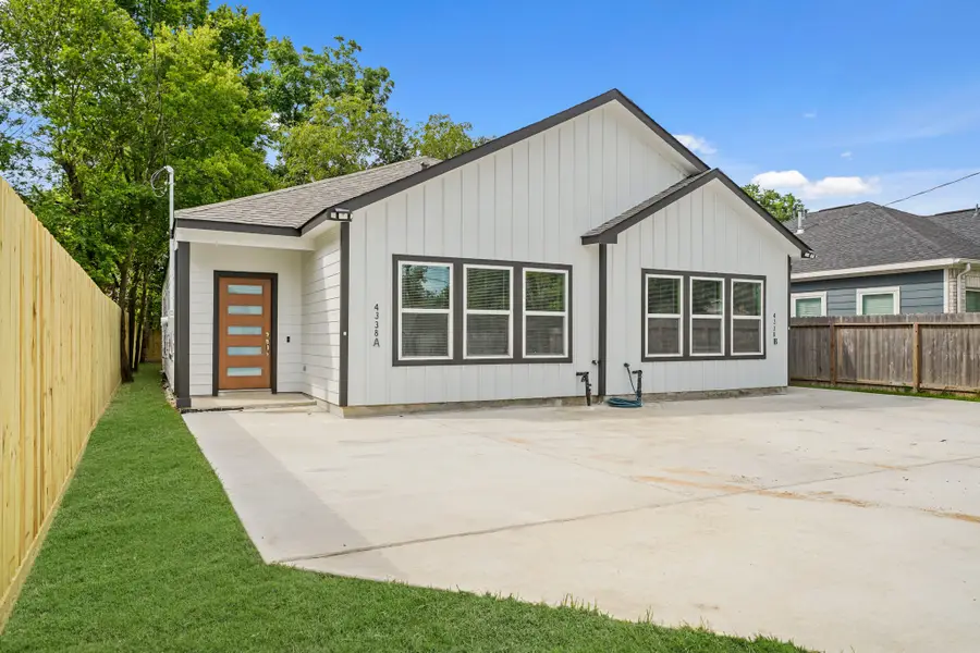 4338 Brinkley St #A/B, Houston, TX 77051 - Image #3