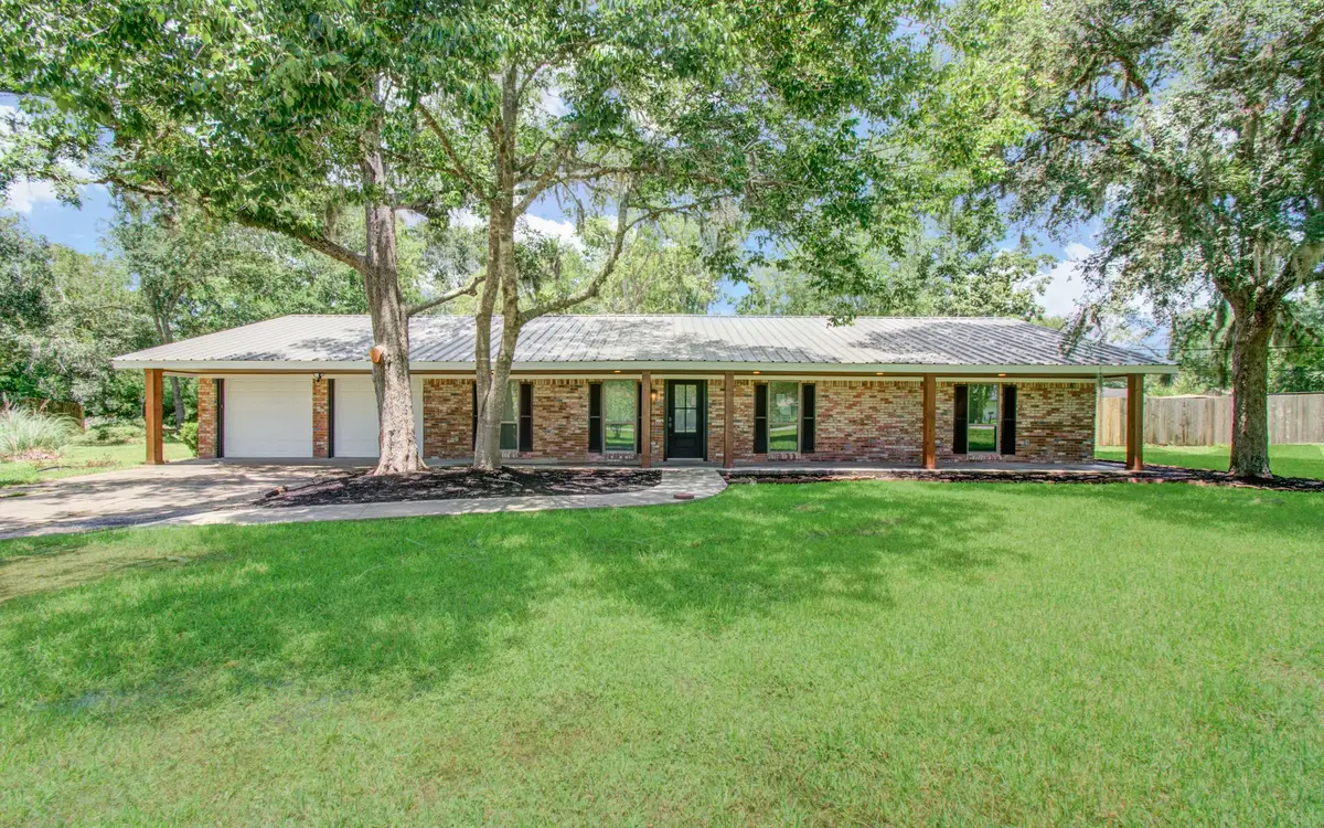 6930 S Oak Bend Drive, Alvin, TX 77511 - #1