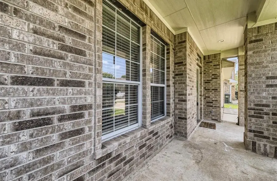 18919 Squirrel Oaks Drive, Magnolia, TX 77355 - #2