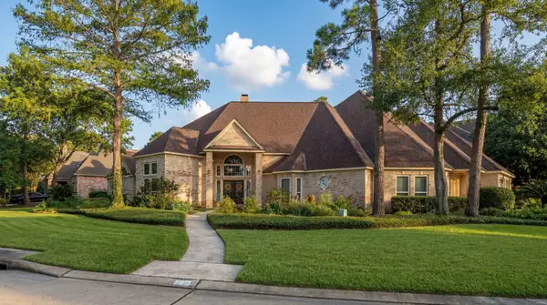 237 S Berryline Circle, The Woodlands, TX 77381