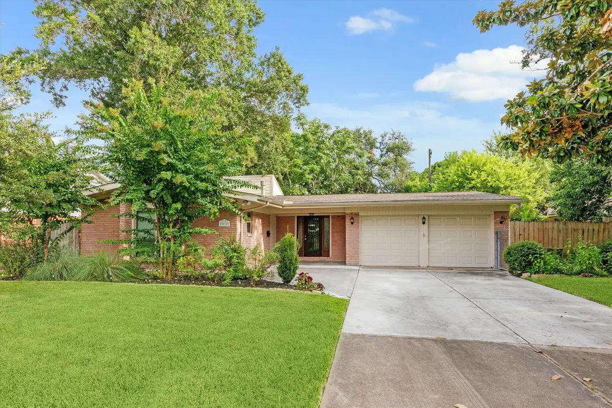 9615 Meadowcroft Drive, Houston, TX 77063 - Image #1