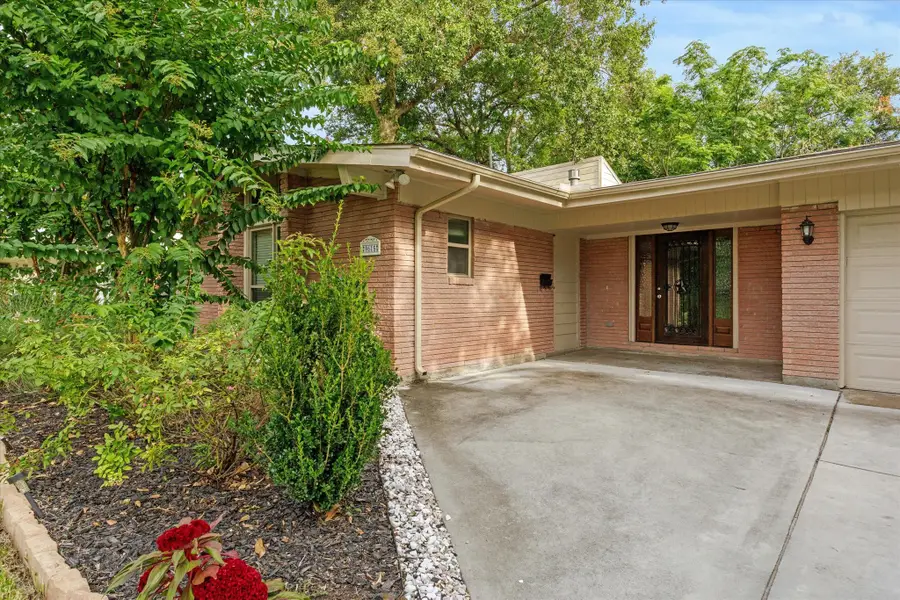 9615 Meadowcroft Drive, Houston, TX 77063 - Image #3