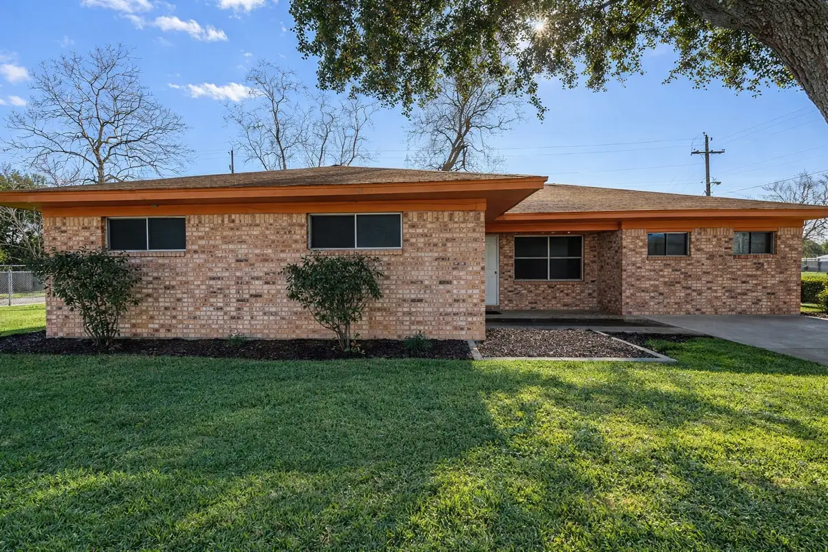 304 Frankie Street, Wharton, TX 77488 - Image #1