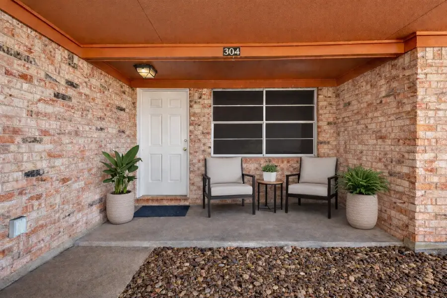 304 Frankie Street, Wharton, TX 77488 - Image #3