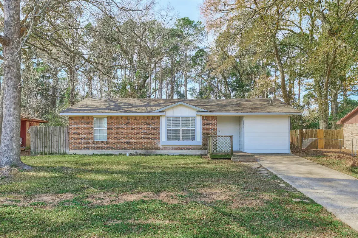 119 Laurie Lane, Willis, TX 77378 - Image #1