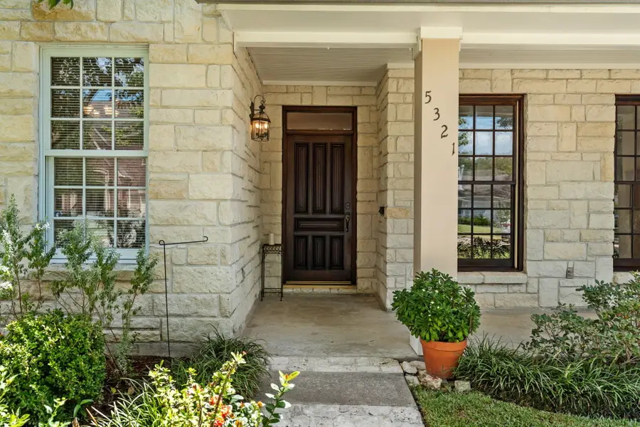 5321 Pocahontas Street, Bellaire, TX 77401 - #2