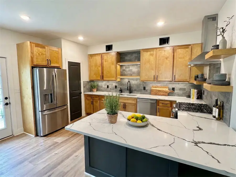 1002 E 33rd Street, Houston, TX 77022 - #3