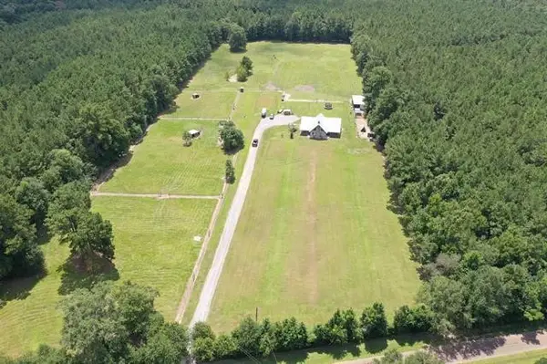 7096 Jim Burns Road, Silsbee, TX 77656