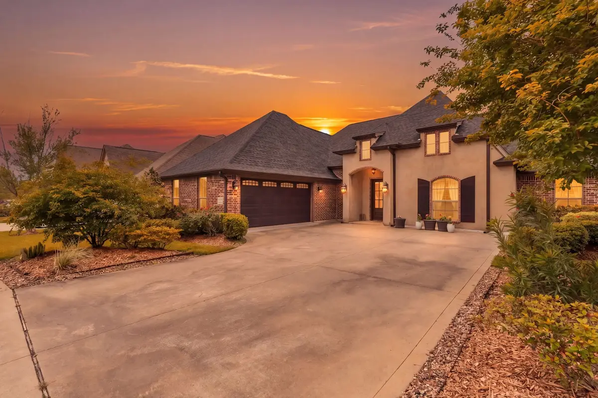330 Chaple Creek Drive, Lumberton, TX 77657 - #1