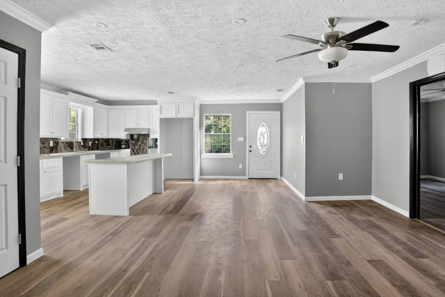 3261 Sherwood Drive, Orange, TX 77632 - Image #2