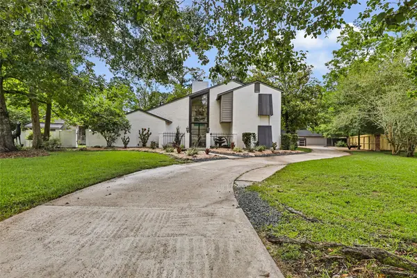 20 Little John Lane, Dayton, TX 77535