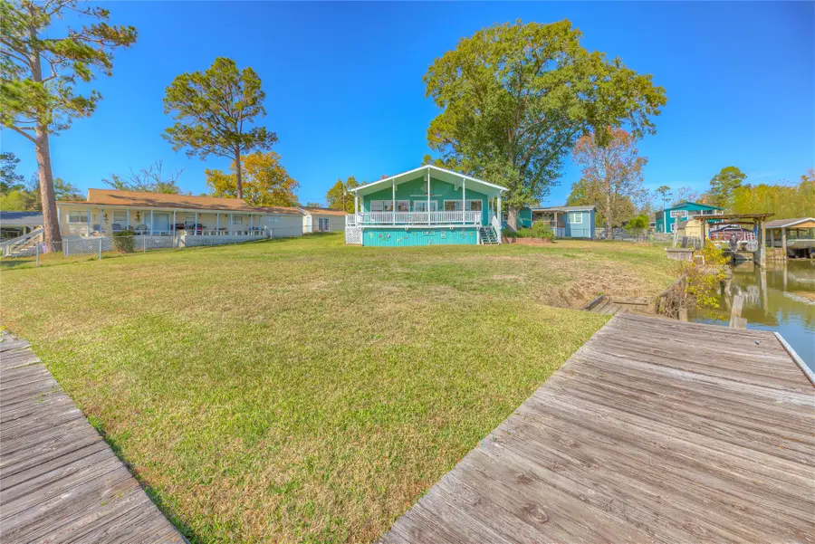 1575 Yaupon Cove Drive, Onalaska, TX 77360 - Image #2