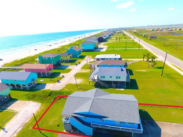 2619 Swan Court, Surfside Beach, TX 77541