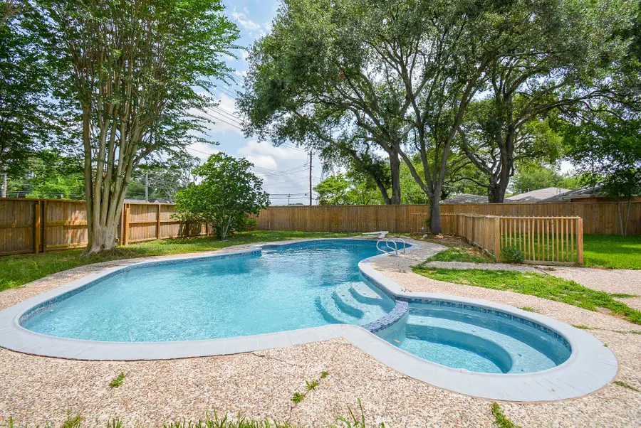 6042 Willowbend Boulevard, Houston, TX 77096 - #2