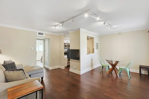 3402 Garrott Street #15, Houston, TX 77006