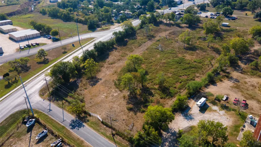 000 S Mechanic, El Campo, TX 77437 - Image #3